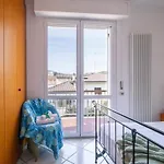 Large Balcony Overlooking The Sea Wi-fi Parking *