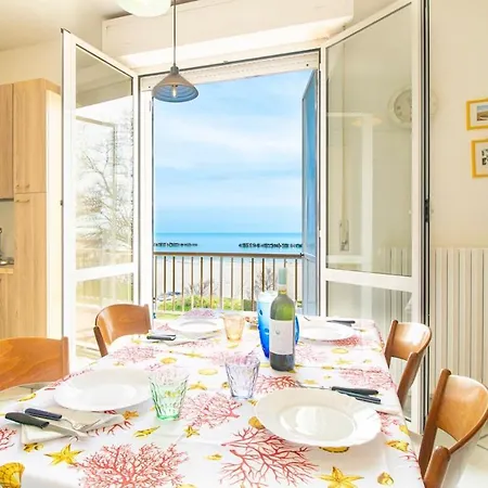 Appartamento Large Balcony Overlooking The Sea Wi-fi Parking